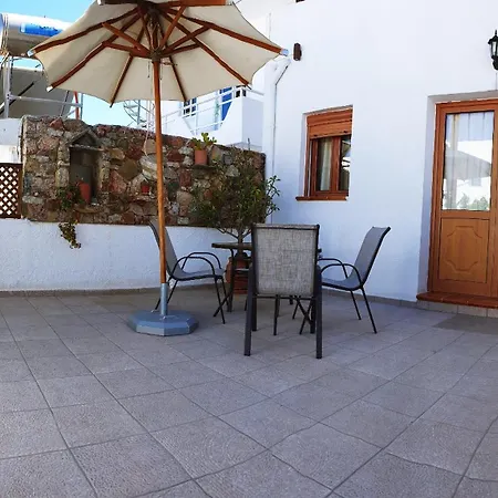 Apollo * Livadia (Tilos)