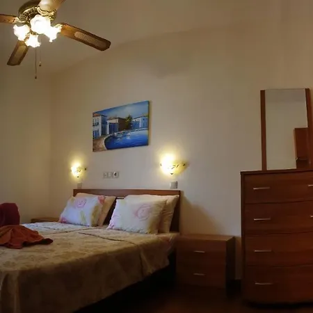 Apollo Appartement *