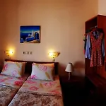 Apollo * Livadia (Tilos)