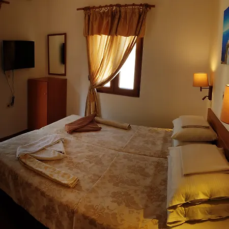 Apollo Apartment