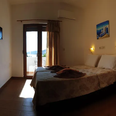 Apollo Apartment *