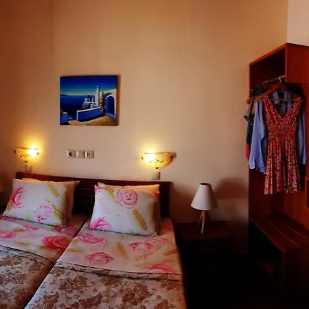 Apollo * Livadia (Tilos)