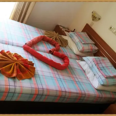 Apollo * Livádia