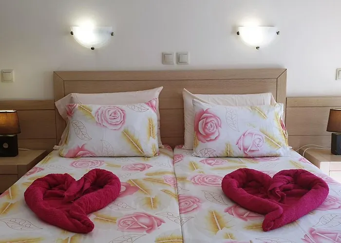 Apollo * Livadia (Tilos)